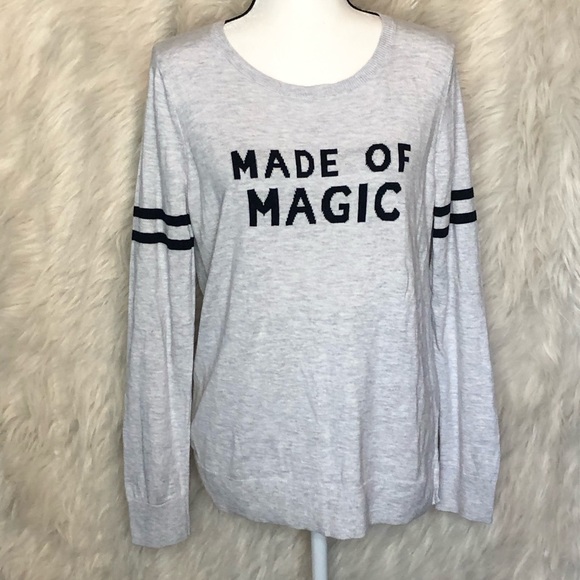 Old Navy Sweaters - Old Navy “MADE OF MAGIC” crew neck sweater